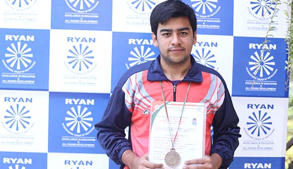 Aryan Vijayaran bagged the 3rd prize - Ryan International School, Sec-25, Rohini