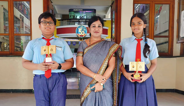 Ryanites Excel in the Literary Journalism Challenge