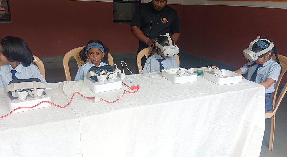 Mystery Dome And VR Show