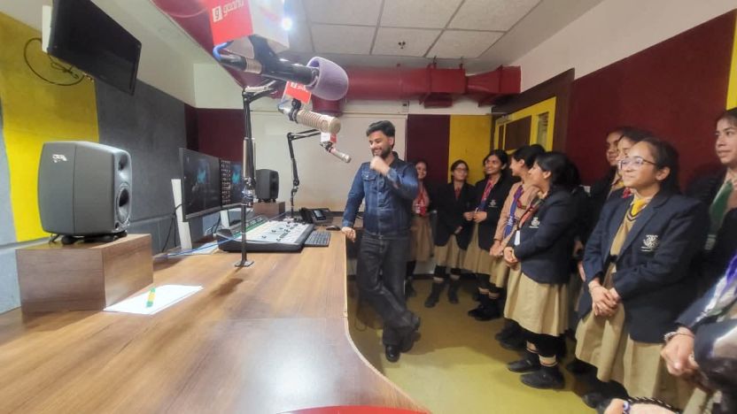 Internship Program-Radio Mirchi Visit