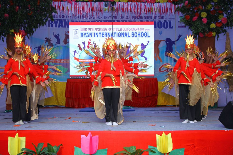 12th Annual day and Montessori graduation ceremony - Ryan International School, Shahjahanpur