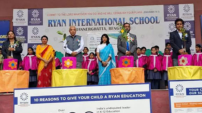 Plantation Drive in Collaboration with Rotary Orchards