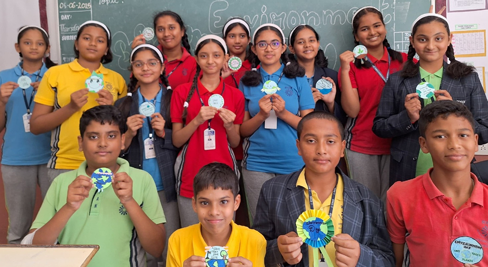 Environment Week_ Badge making