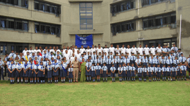 CISF personnels plant 200 saplings - Ryan International School, Sector 39