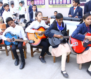 Students Playing Guitar, Ryan International School Montesoori, Sultanpur Road
